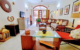 Stay Nearby Lutyen'S Delhi Just 15Min From Vfs, Connaught Place, Bharatmnadapam
